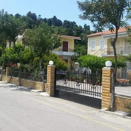 Koula's